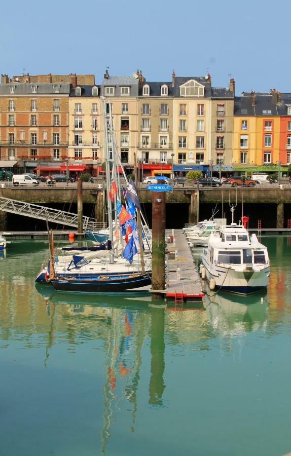 Le Clos Des Muriers Bed & Breakfast Hautot-sur-Mer Eksteriør bilde